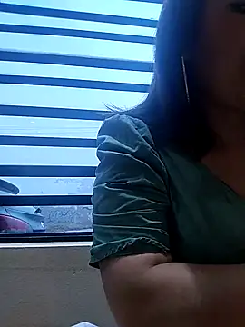 Snapshot of Alysson-- chatting on 19, 3, 2025 Alysson-- online show from 19, 3, 2025