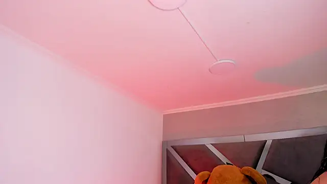 AmberiniHoffman online show from 9, 4, 2026