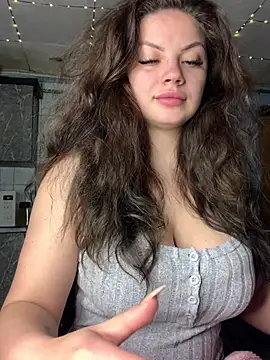 Sweeeeet Candy online show from 6, 3, 2026