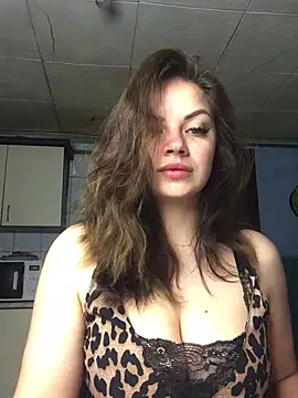 Sweeeeet Candy online show from 21, 3, 2025