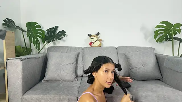 Antonella and axel  online show from 8, 12, 2024