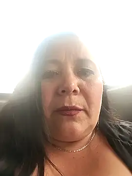 sara pineros online show from 12, 2, 2025