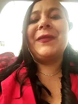 sara pineros online show from 27, 2, 2025