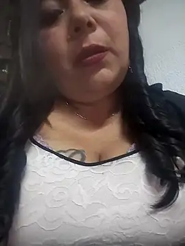 sara pineros online show from 1, 3, 2025