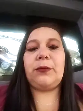 sara pineros online show from 25, 1, 2025