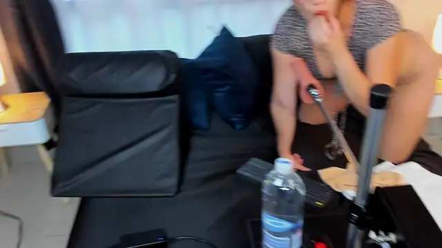 divine sin online show from 16, 10, 2025