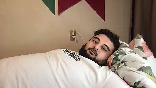 Snapshot of teddy_alan chatting on 17, 10, 2025 teddy alan online show from 17, 10, 2025