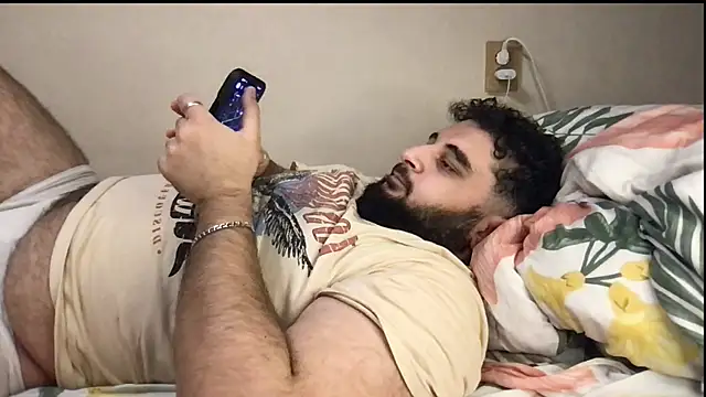 Snapshot of teddy_alan chatting on 1, 11, 2025 teddy alan online show from 1, 11, 2025