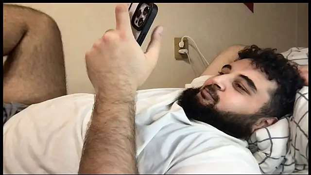 Snapshot of teddy_alan chatting on 10, 10, 2025 teddy alan online show from 10, 10, 2025