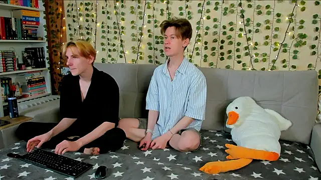 AndrewwCarter2 online show from 5, 3, 2026