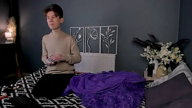 AndrewwCarter2 online show from 9, 2, 2026