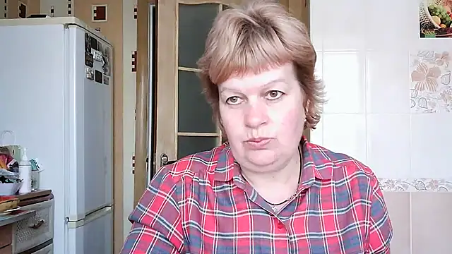 Ettie Tonia online show from 10, 3, 2025
