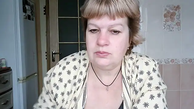 Ettie Tonia online show from 24, 1, 2025