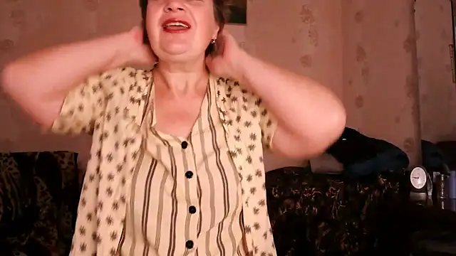 Ettie Tonia online show from 28, 11, 2025