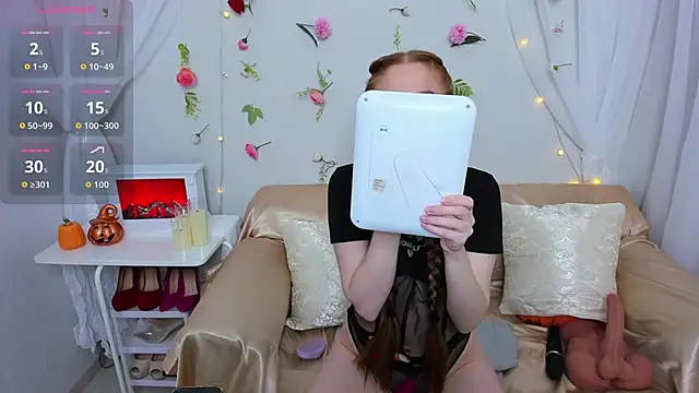 Snapshot of Merida_red_ chatting on 23, 11, 2025 Merida red online show from 23, 11, 2025