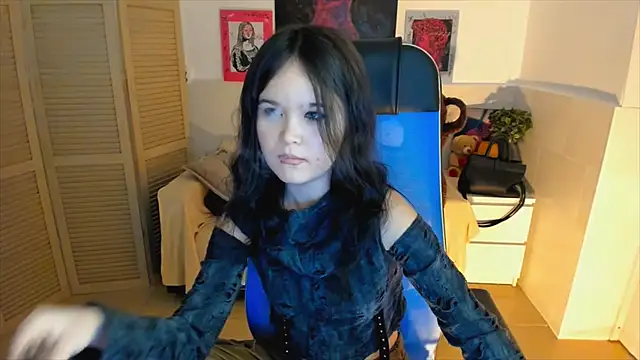 Elainebeness online show from 17, 10, 2025