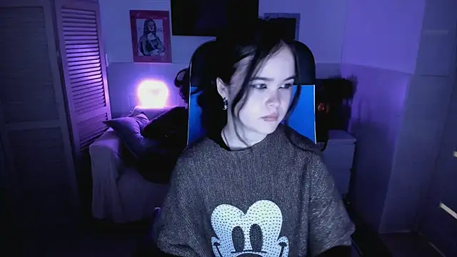 Elainebeness online show from 14, 10, 2025