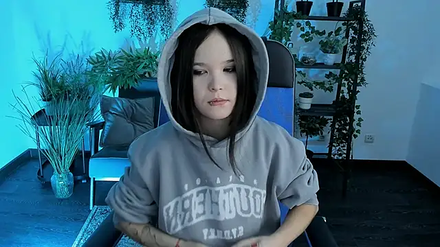 Elainebeness online show from 21, 12, 2025