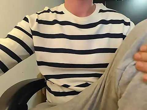 Snapshot of jayb0y61 chatting on 23, 11, 2025 jayb0y61 online show from 23, 11, 2025