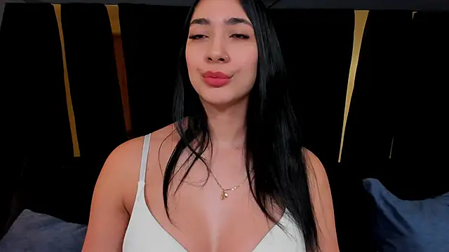 Snapshot of julieta_jewel chatting on 17, 10, 2025 julieta jewel online show from 17, 10, 2025