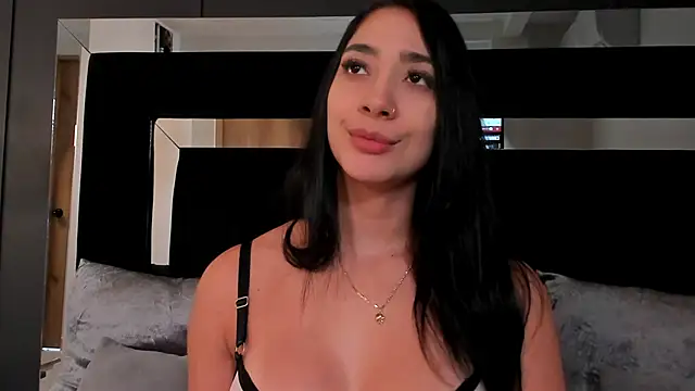 julieta jewel online show from 4, 12, 2025