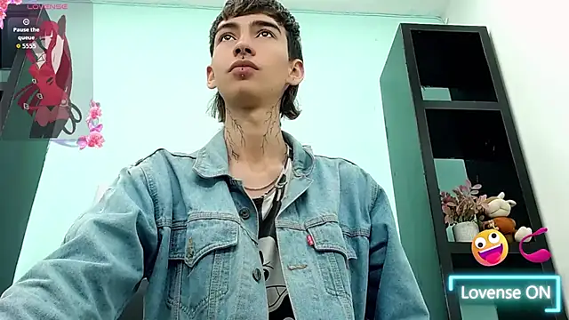 ttimy x boy online show from 28, 10, 2025