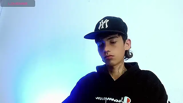 ttimy x boy online show from 18, 11, 2025