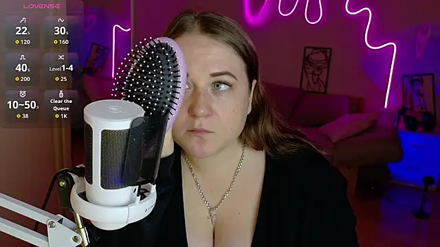 LizzyShine online show from 23, 10, 2025