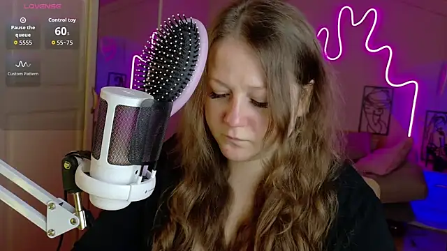 LizzyShine online show from 7, 10, 2025