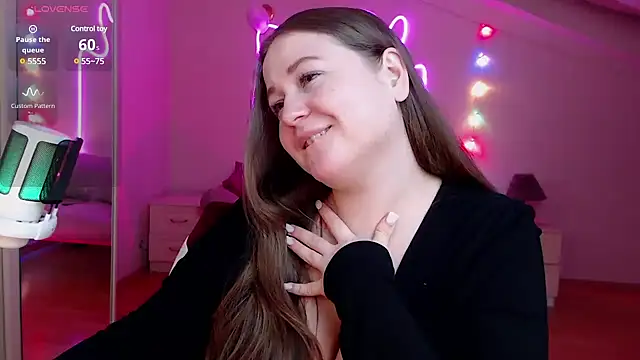 LizzyShine online show from 19, 2, 2025