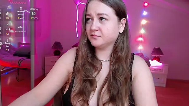 LizzyShine online show from 13, 2, 2025