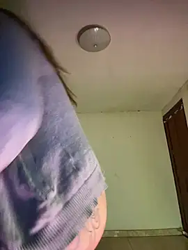 Miss oliviaa online show from 4, 2, 2026