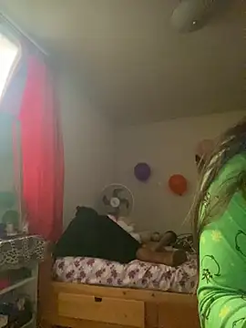 Miss oliviaa online show from 18, 3, 2026