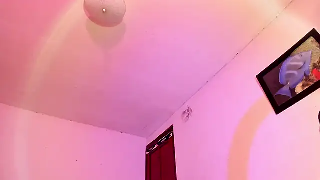 Miss oliviaa online show from 23, 9, 2025
