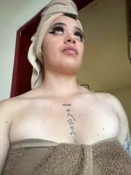 Miss oliviaa online show from 18, 2, 2026