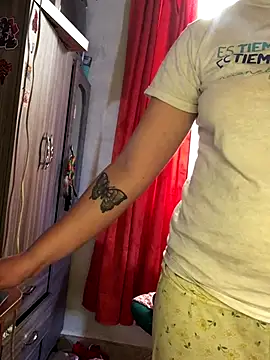 Miss oliviaa online show from 5, 12, 2025