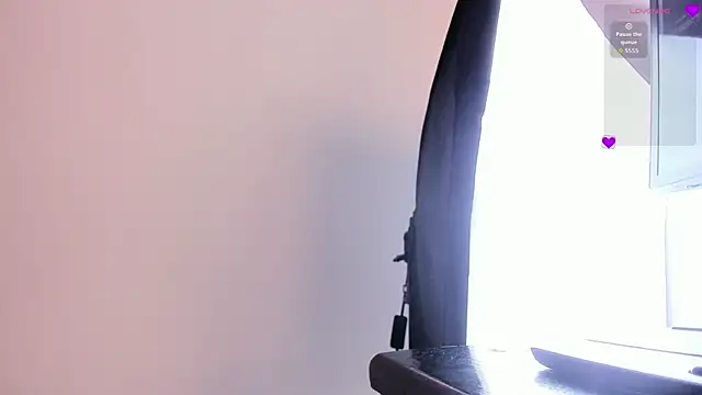 Brittany cute18 online show from 24, 11, 2025