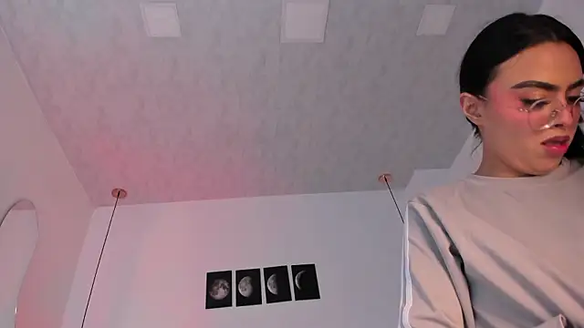 Brittany cute18 online show from 7, 2, 2026