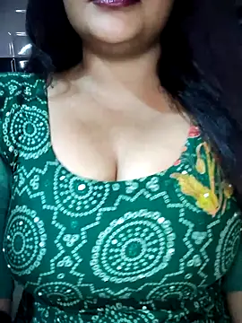 Snapshot of cutepragya2 chatting on 5, 5, 2026 cutepragya2 online show from 5, 5, 2026
