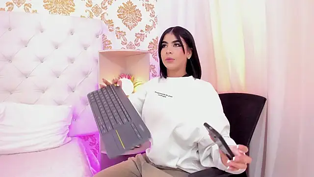 emaa lambert online show from 1, 12, 2025