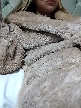 fofinhaa12 online show from 9, 11, 2025