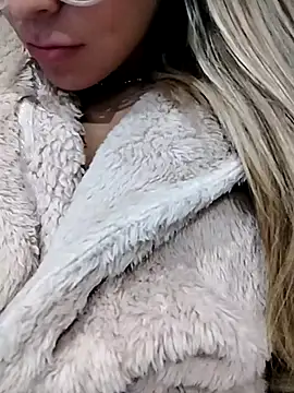 fofinhaa12 online show from 9, 10, 2025