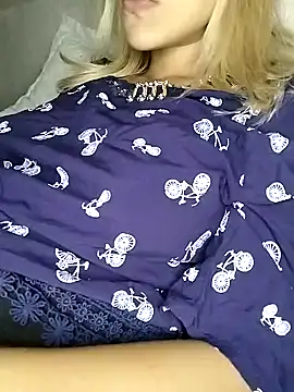 fofinhaa12 online show from 19, 3, 2025