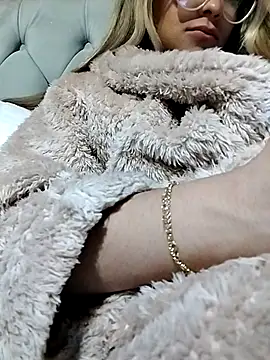 fofinhaa12 online show from 6, 11, 2025