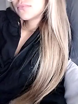 fofinhaa12 online show from 15, 11, 2025