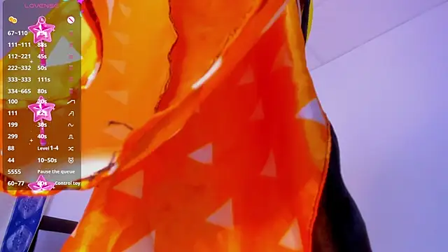 Snapshot of Johhan__Lee chatting on 4, 1, 2025 Johhan Lee online show from 4, 1, 2025