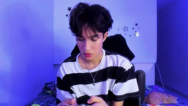 Johhan  Lee online show from 22, 12, 2025