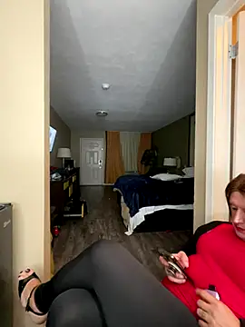 TSfem online show from 2, 12, 2024
