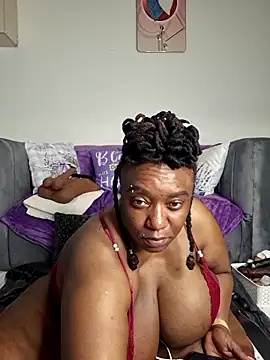 Snapshot of ThickianaRider chatting on 23, 5, 2026 ThickianaRider online show from 23, 5, 2026