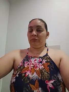 MirandaSoto online show from 17, 6, 2026